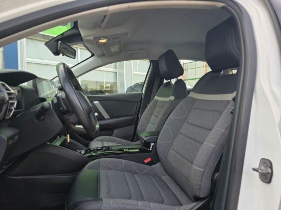 CITROEN C4 BlueHDi 130 S&S EAT8 Plus 2024 de segunda mano