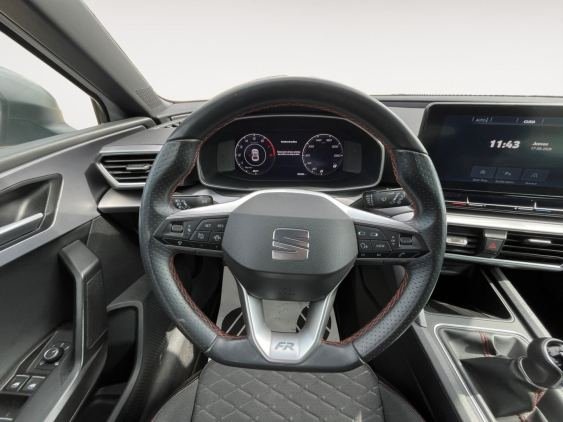 SEAT LEÓN 1.0 TSI 81kW S&S FR 25 Aniversario 2024 de segunda mano