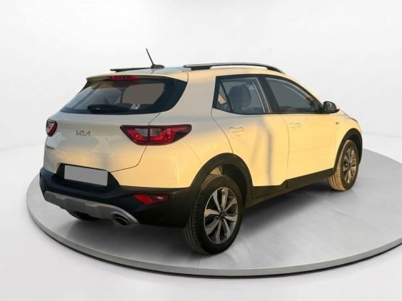 KIA STONIC 1.2 DPi 62kW (84CV) Drive 2023 de segunda mano