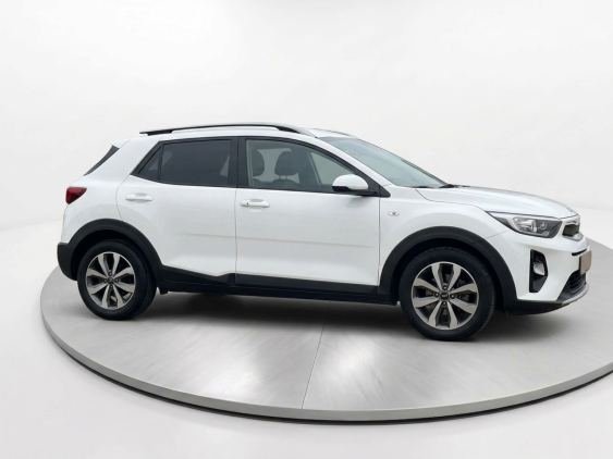 KIA STONIC 1.2 DPi 62kW (84CV) Drive 2023 de segunda mano
