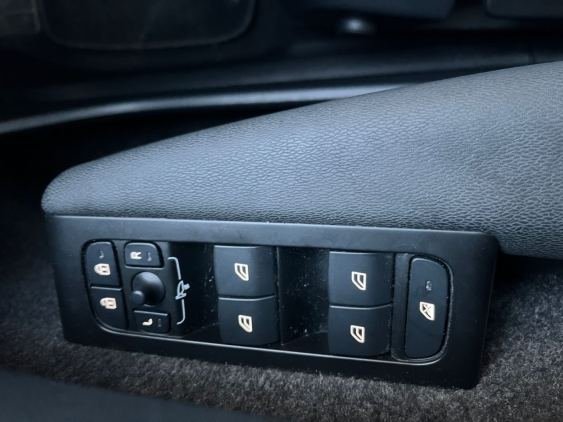 Comprar VOLVO XC40 de segunda mano VOLVO XC40 de segunda mano