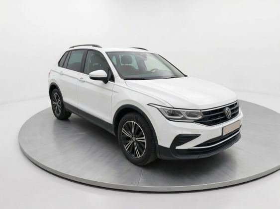 VOLKSWAGEN TIGUAN Life 1.4 TSI eHybrid 180kW (245CV) DSG 2022 de segunda mano
