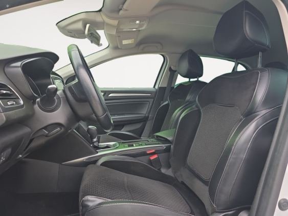 RENAULT MÉGANE Zen Energy TCe 97kW (130CV) EDC 2017 de segunda mano