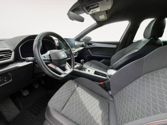 SEAT LEÓN 1.0 TSI 81kW S&S FR 25 Aniversario 2024 de segunda mano
