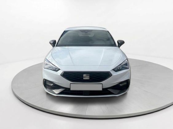 SEAT LEÓN 1.0 TSI 81kW S&S FR 25 Aniversario 2024 de segunda mano