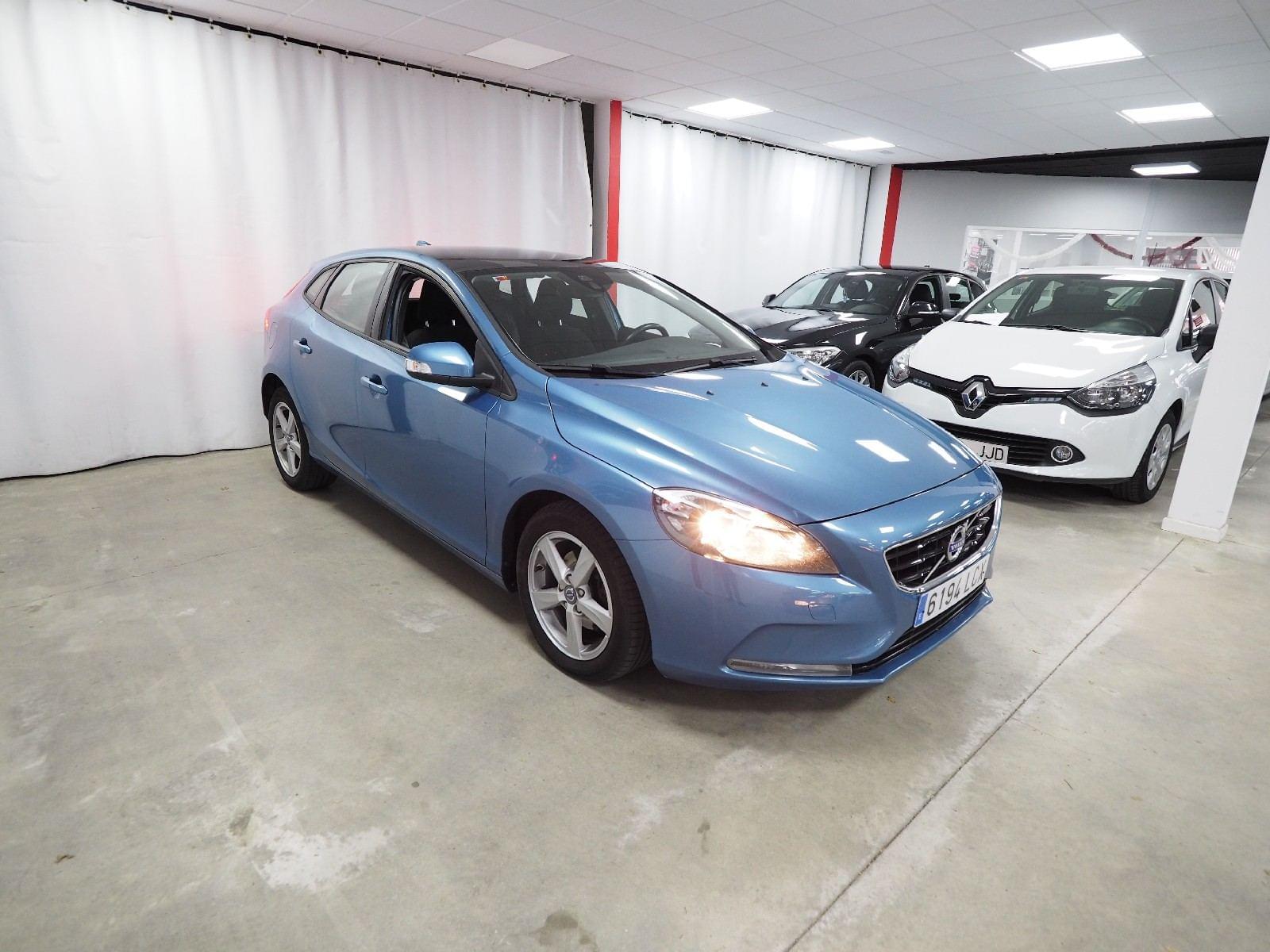 imagen de VOLVO V40 1.6 D2 KINETIC - REF: 01526