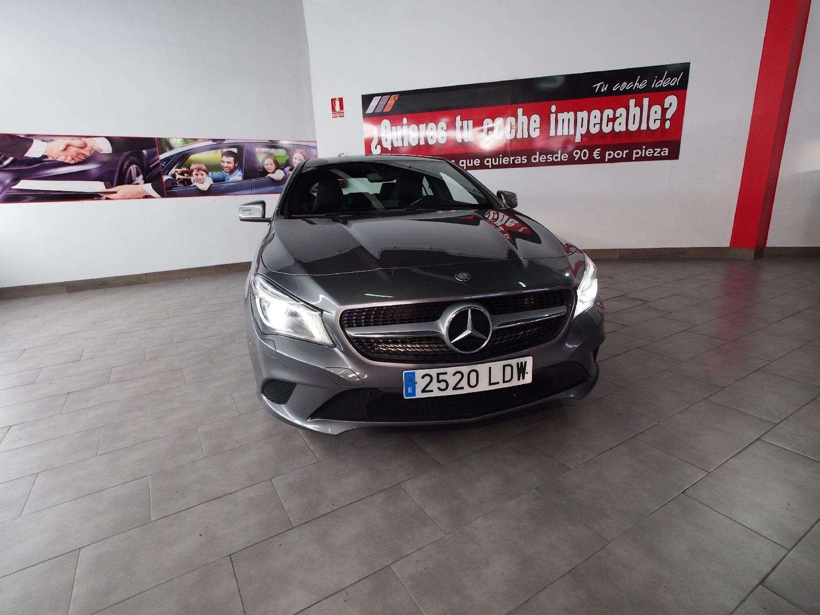 MERCEDES CLASE CLA 200 CDI  URBAN 4D 0 