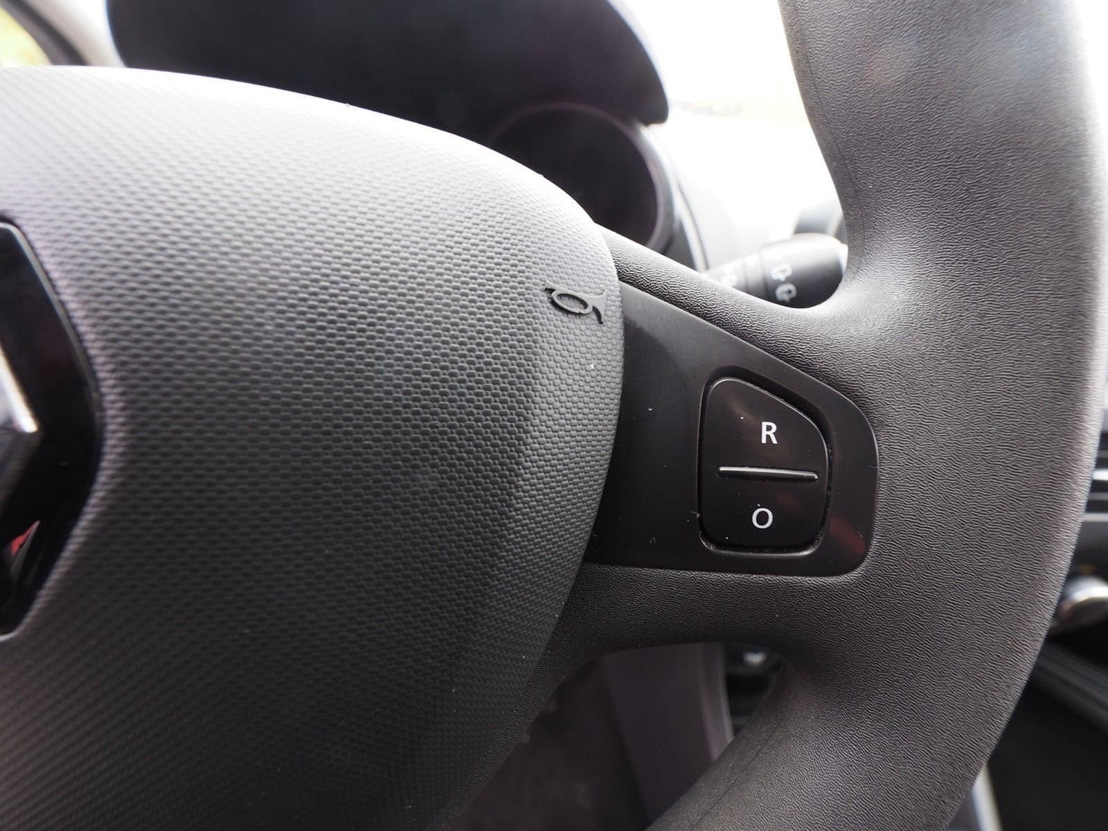 RENAULT CLIO 1.5 DCI 75 SOCIETE 14 