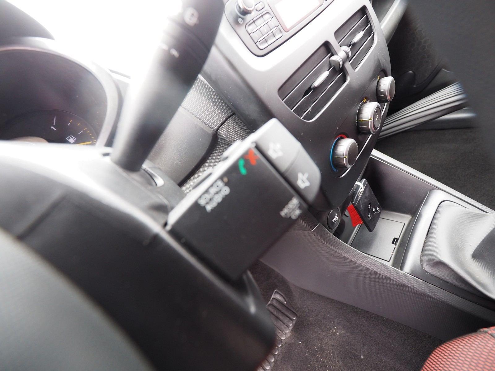 RENAULT CLIO 1.5 DCI 75 SOCIETE 16 
