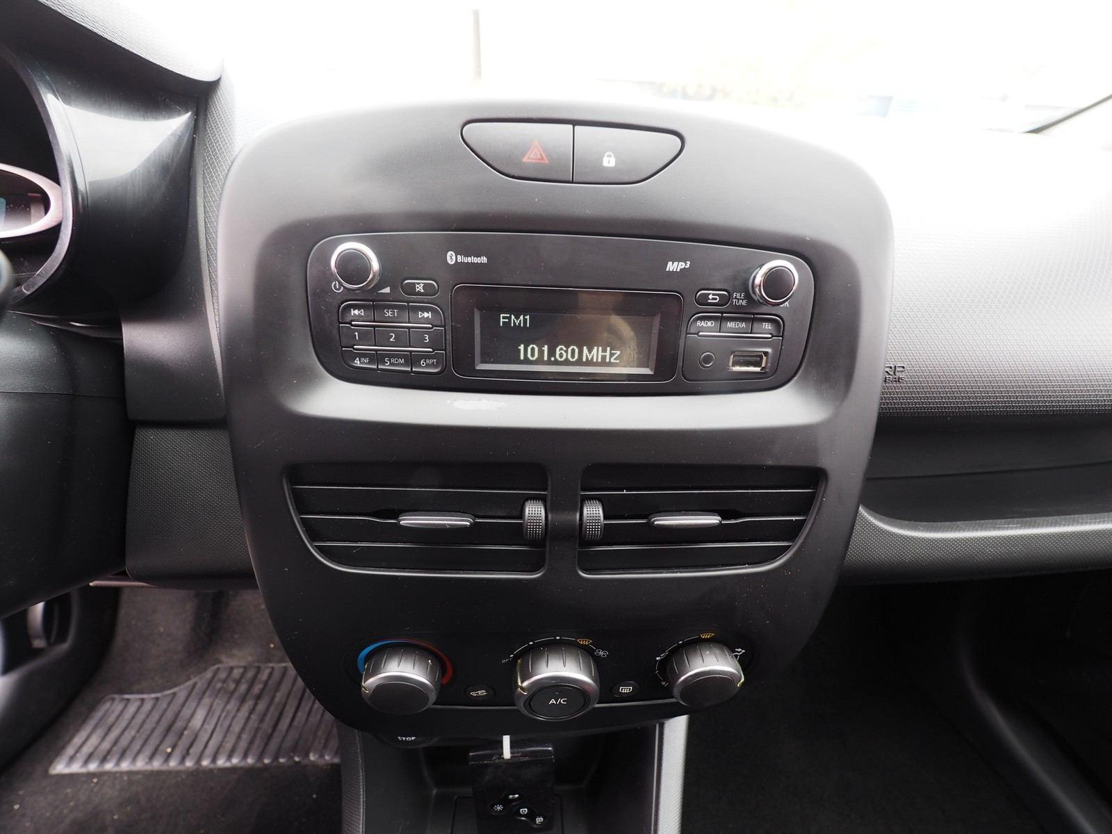 RENAULT CLIO 1.5 DCI 75 SOCIETE 21 
