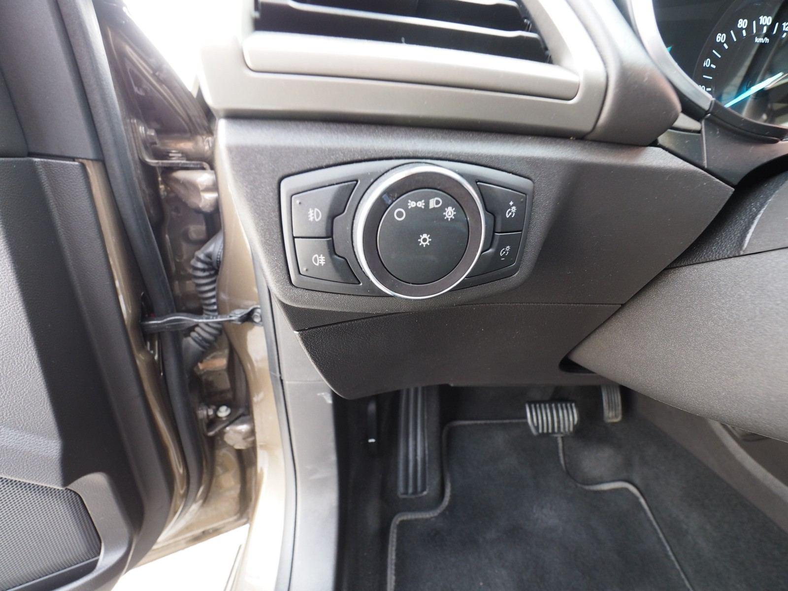 FORD MONDEO 2.0 HÍBRIDO 137KW AUTO VIGNALE HEV SEDAN 12 