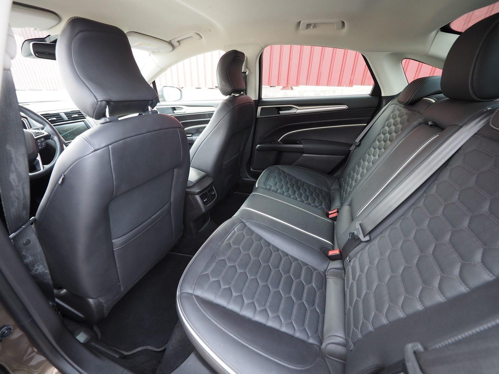 FORD MONDEO 2.0 HÍBRIDO 137KW AUTO VIGNALE HEV SEDAN 24 
