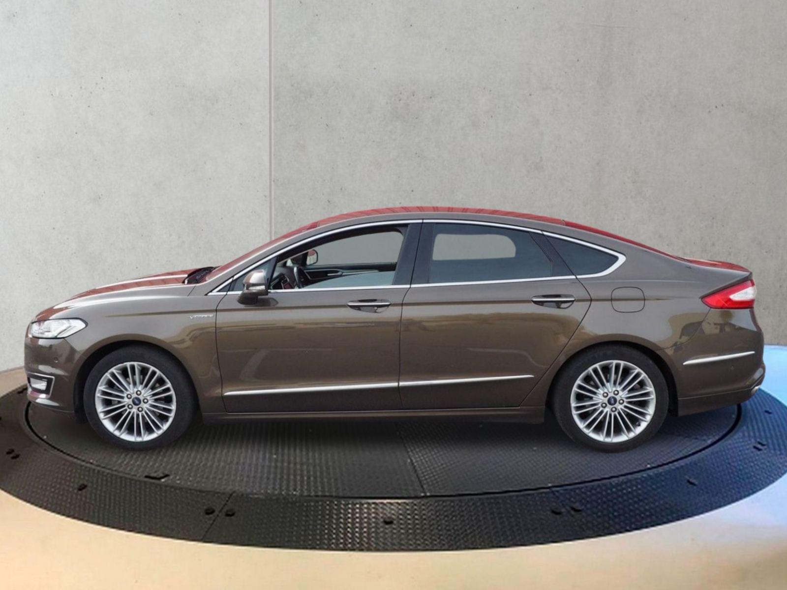 FORD MONDEO 2.0 HÍBRIDO 137KW AUTO VIGNALE HEV SEDAN 3 