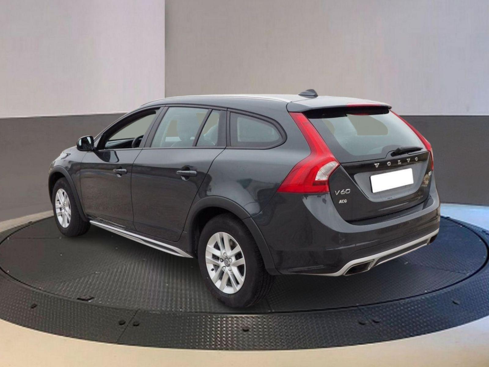 VOLVO V60 CROSS COUNTRY 2.0 D3 KINETIC 6 
