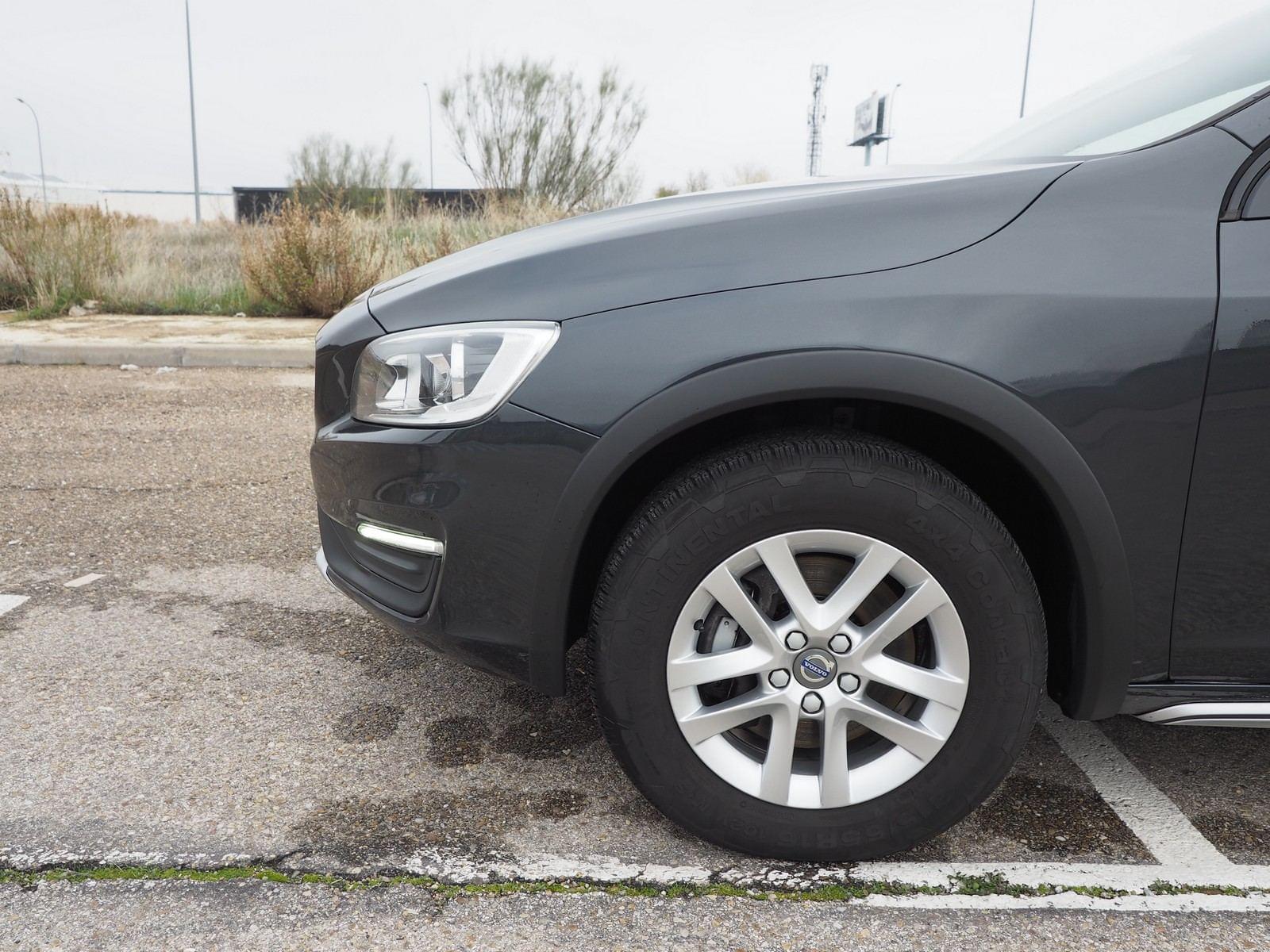 VOLVO V60 CROSS COUNTRY 2.0 D3 KINETIC 9 