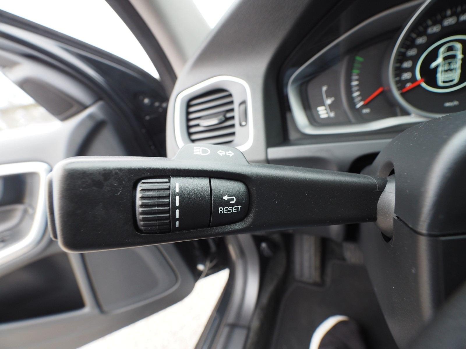 VOLVO V60 CROSS COUNTRY 2.0 D3 KINETIC 22 