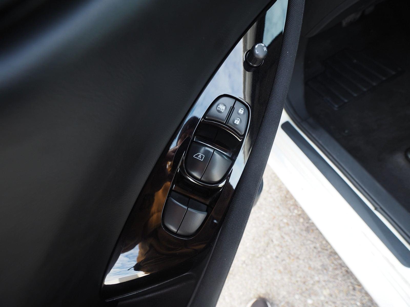 NISSAN LEAF 40KWH 100% ELECTRICO ACENTA 10 
