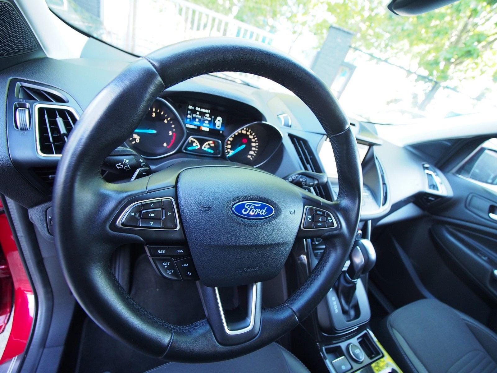 FORD KUGA 1.5 TDCI 88 KW 4X2 A-S-S TITANIUM AUTO 19 