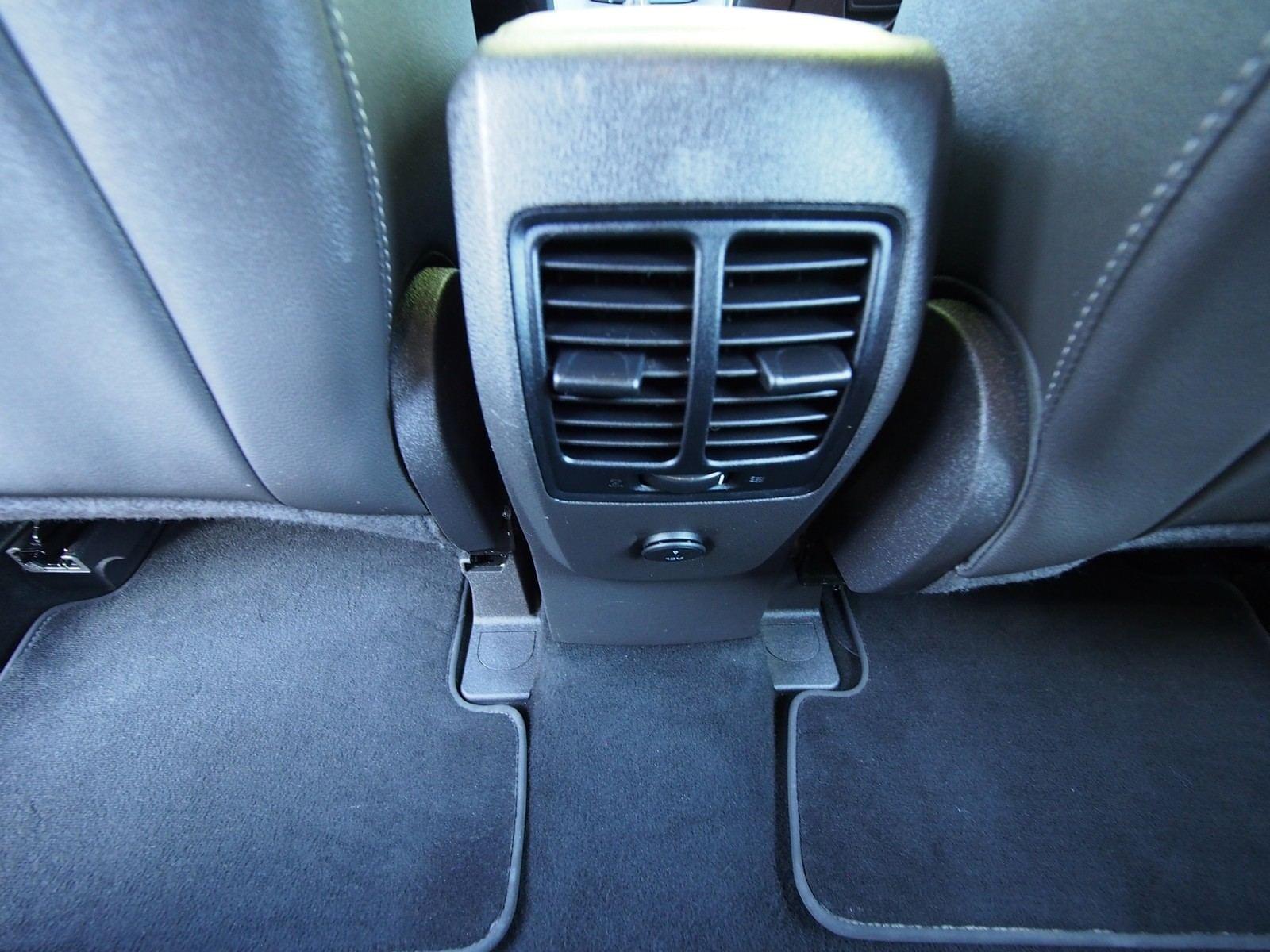 FORD KUGA 1.5 TDCI 88 KW 4X2 A-S-S TITANIUM AUTO 26 