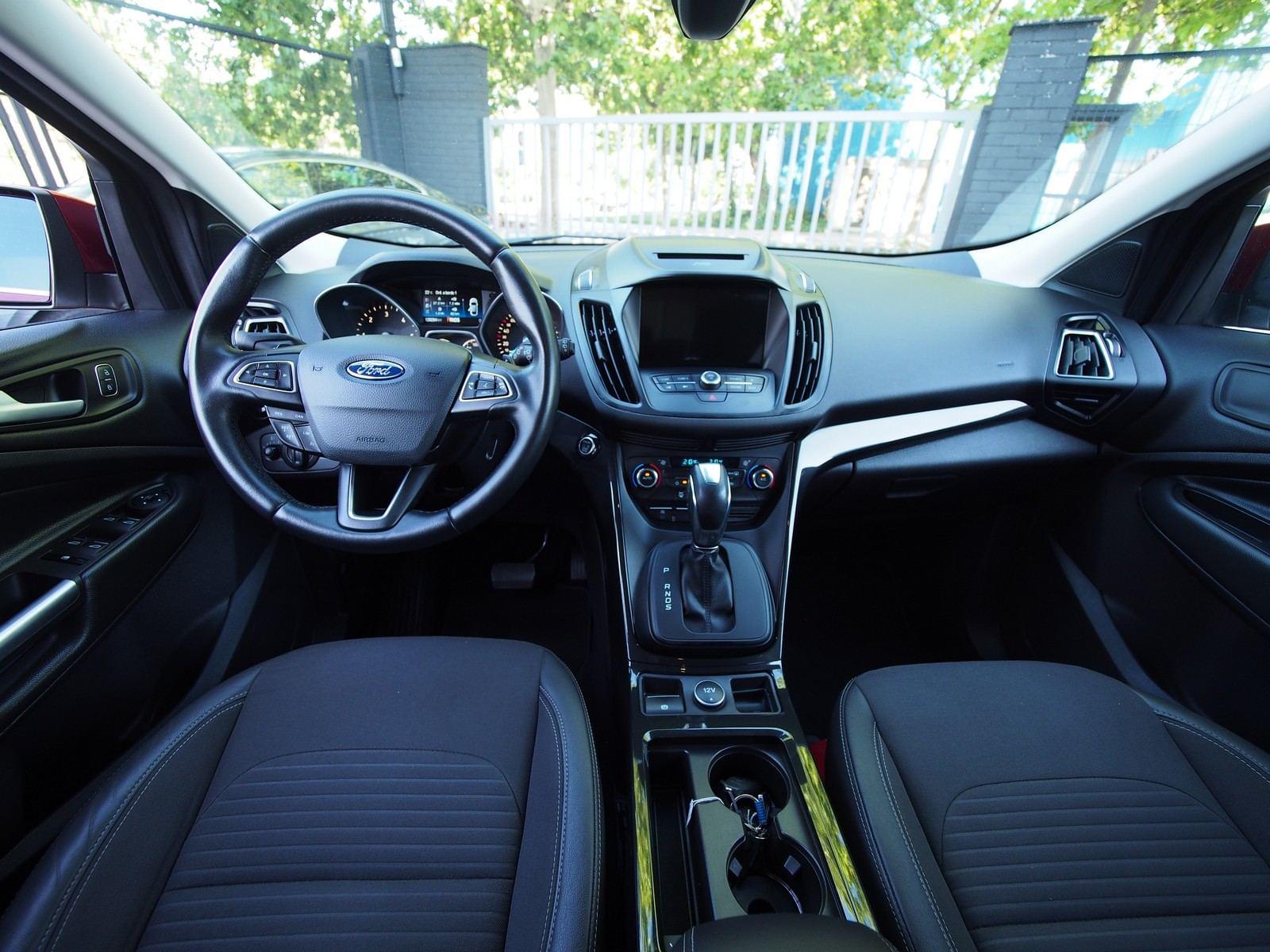 FORD KUGA 1.5 TDCI 88 KW 4X2 A-S-S TITANIUM AUTO 27 
