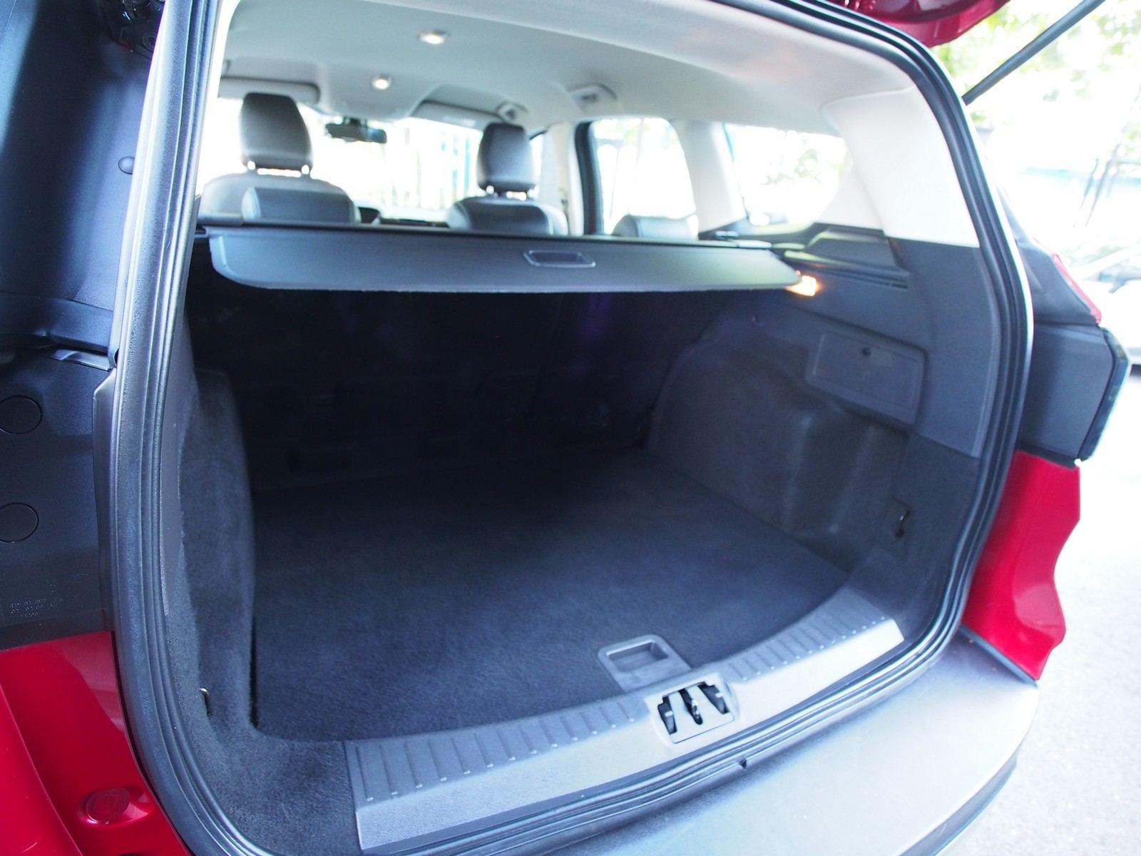 FORD KUGA 1.5 TDCI 88 KW 4X2 A-S-S TITANIUM AUTO 31 