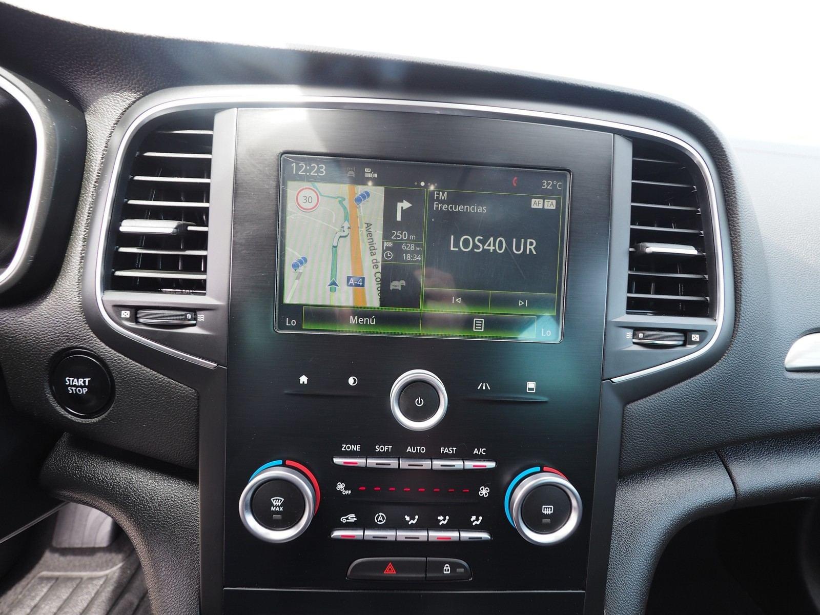 RENAULT MéGANE IV GRANDTOUR ZEN 1.5 DCI 110 CV MT6 E6 23 