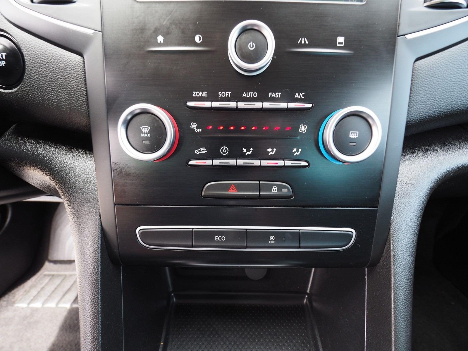 RENAULT MéGANE IV GRANDTOUR ZEN 1.5 DCI 110 CV MT6 E6 26 