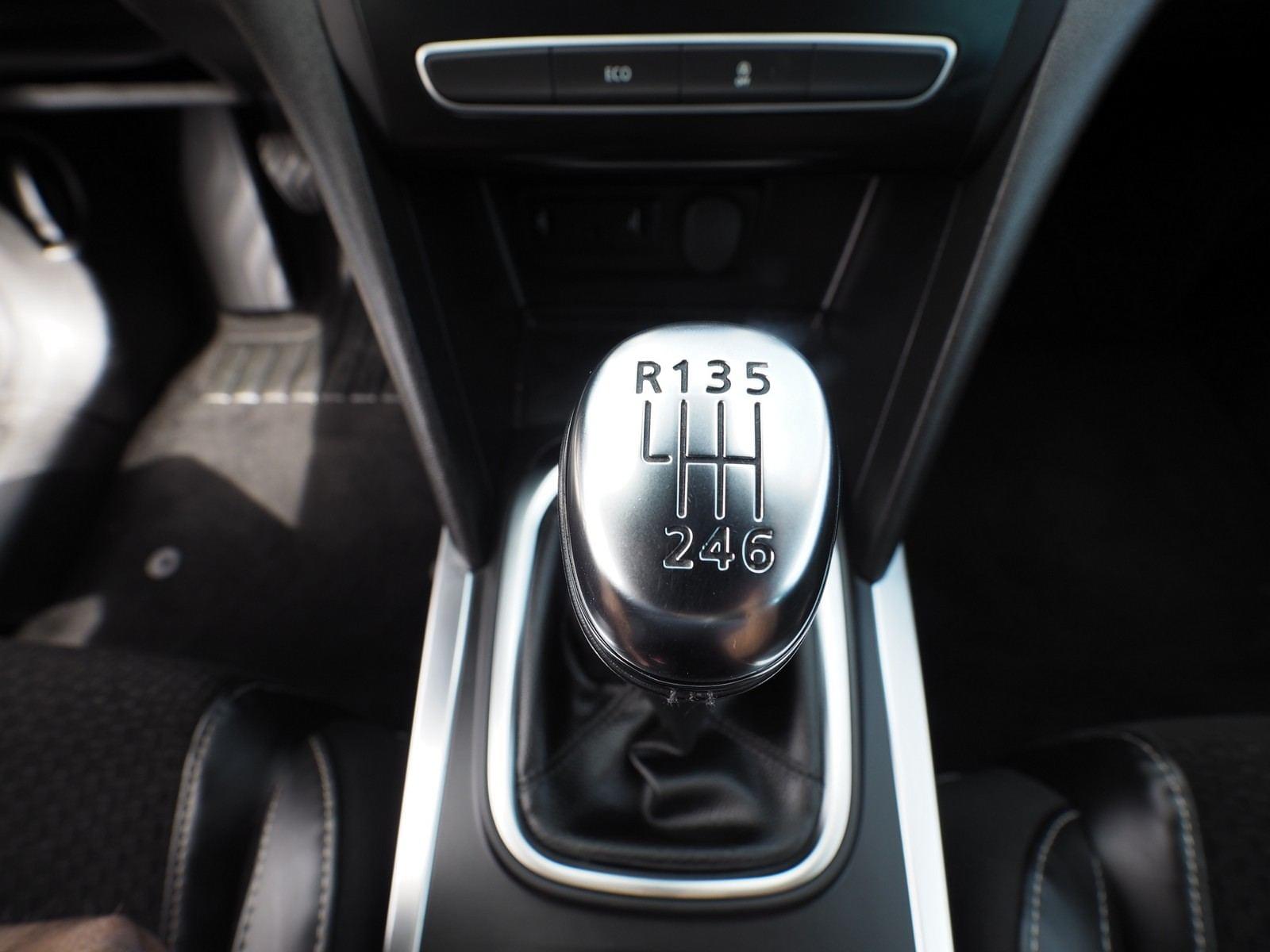 RENAULT MéGANE IV GRANDTOUR ZEN 1.5 DCI 110 CV MT6 E6 27 