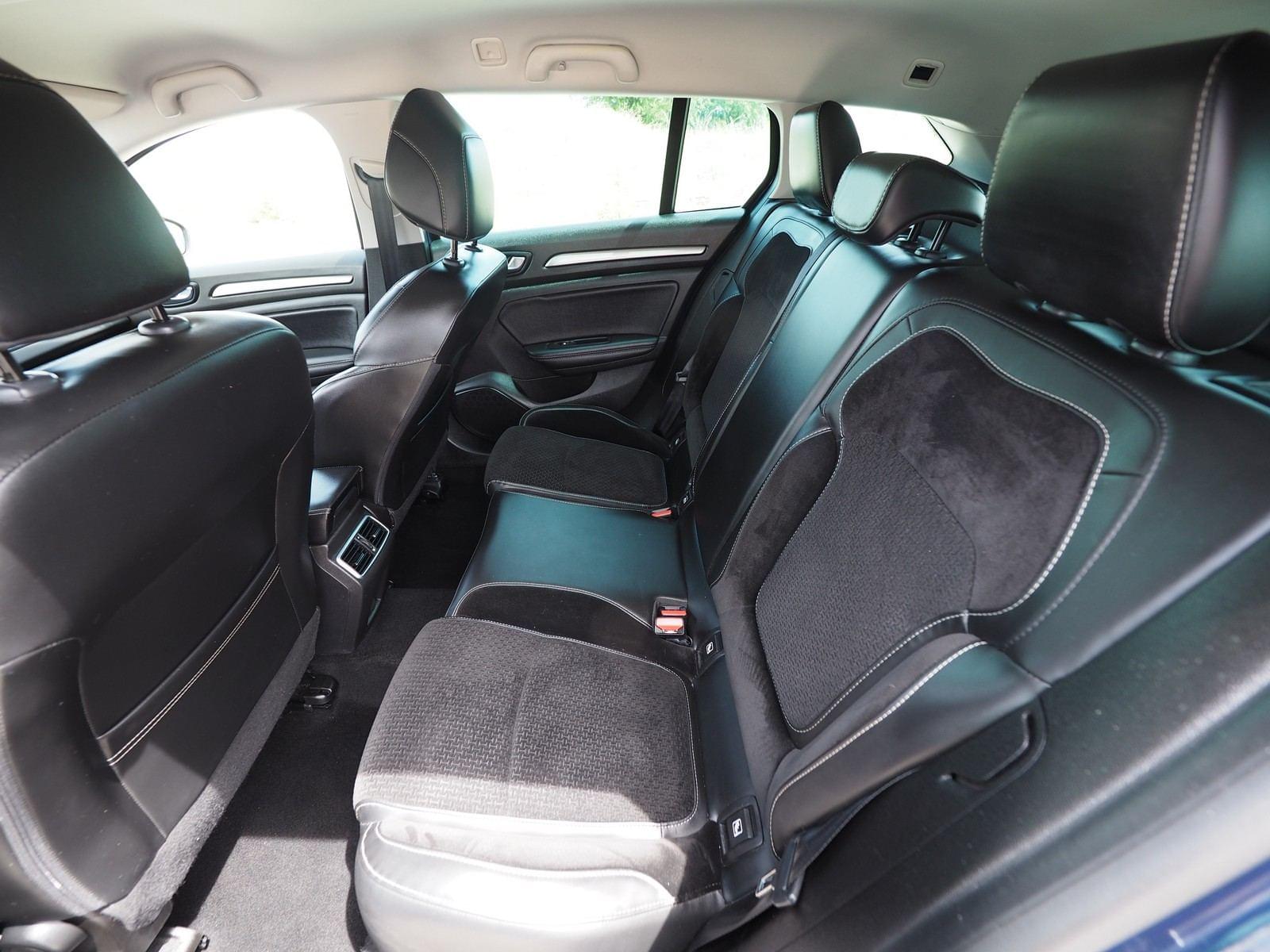 RENAULT MéGANE IV GRANDTOUR ZEN 1.5 DCI 110 CV MT6 E6 30 