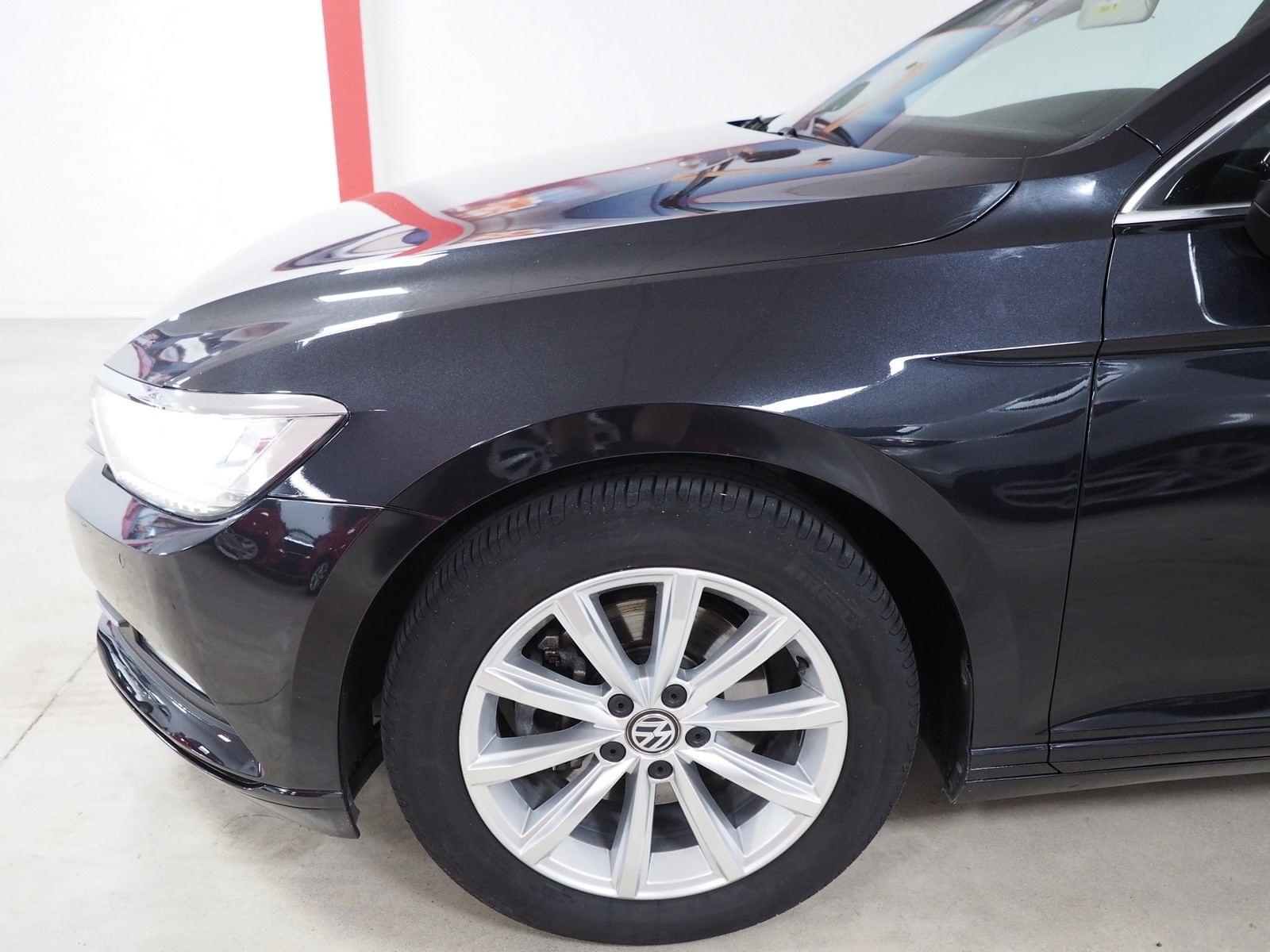 VOLKSWAGEN PASSAT ADVANCE 2.0 TDI 110 KW 150 CV BERLINA 8 
