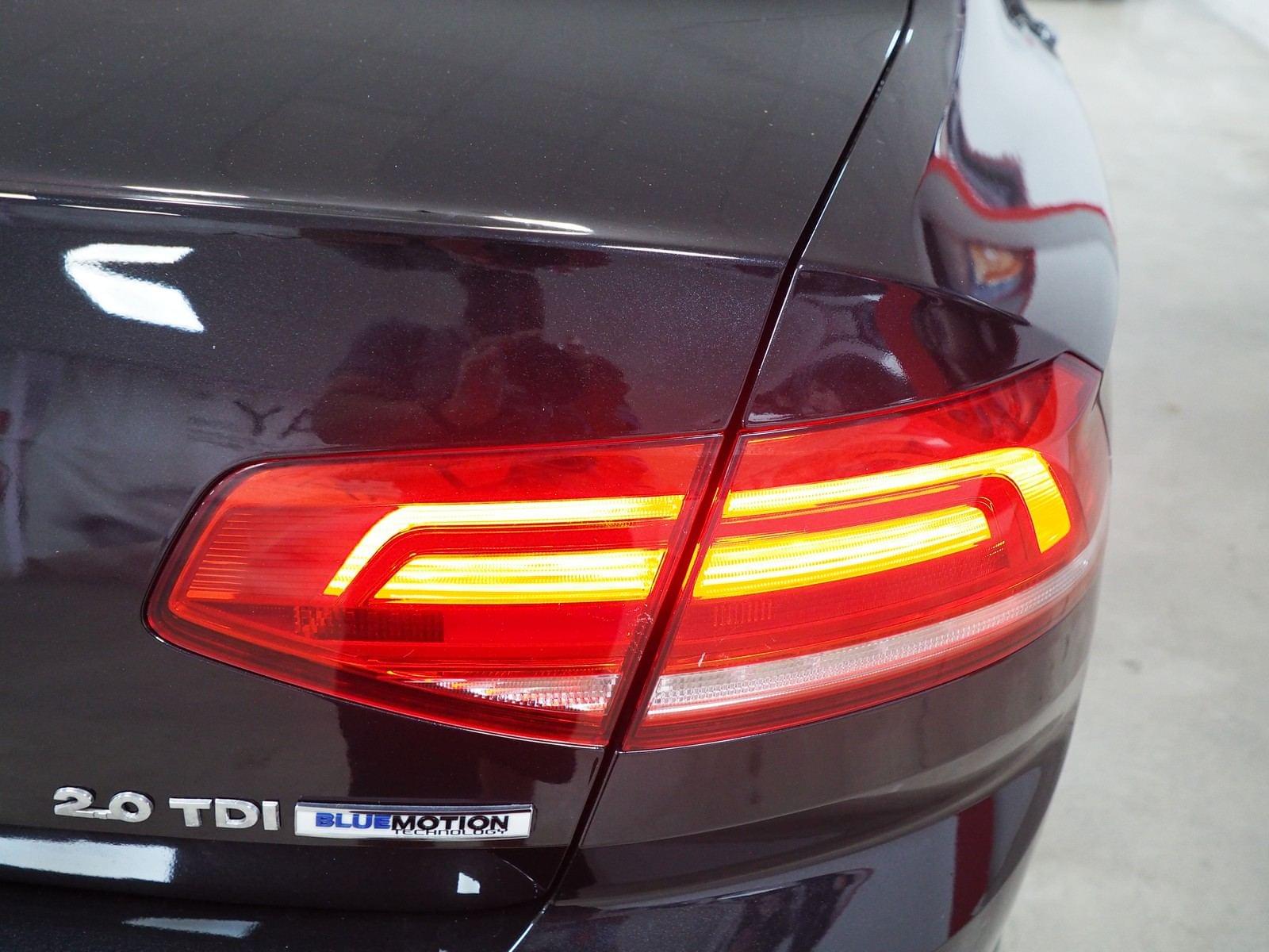 VOLKSWAGEN PASSAT ADVANCE 2.0 TDI 110 KW 150 CV BERLINA 29 