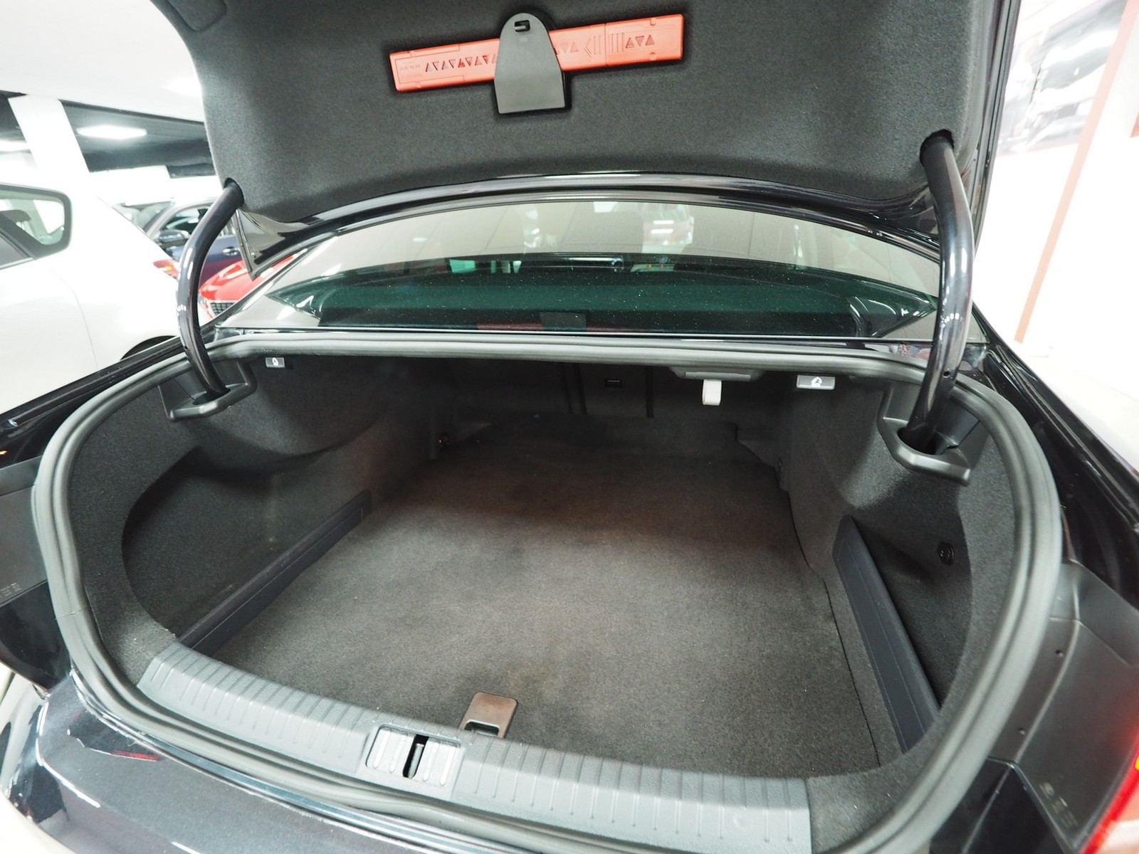 VOLKSWAGEN PASSAT ADVANCE 2.0 TDI 110 KW 150 CV BERLINA 31 