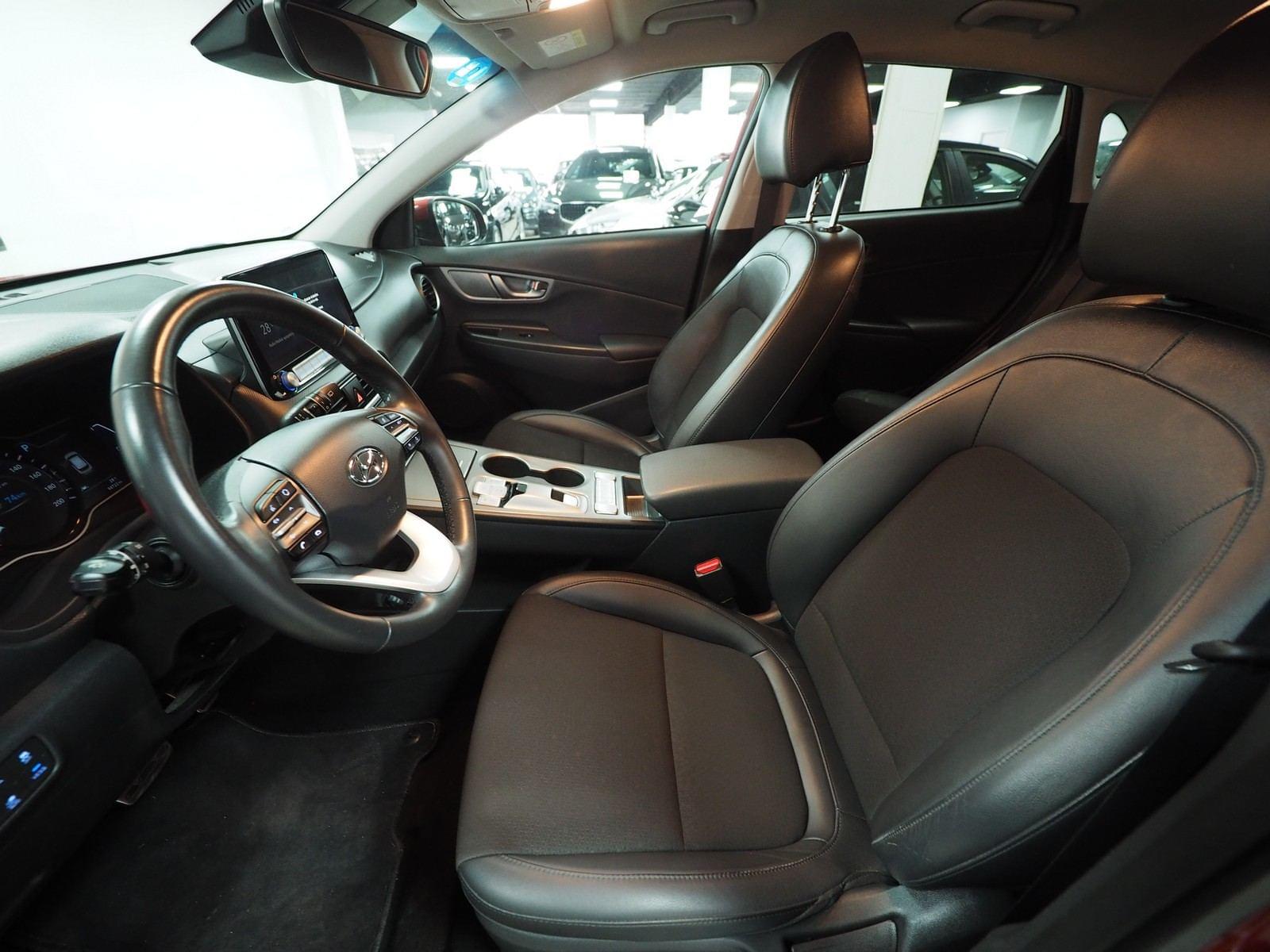 HYUNDAI KONA EV 150KW KLASS  204CV 450KM AUTONOM 8 