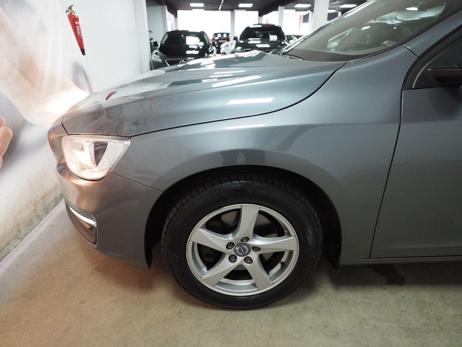 VOLVO S60 2.0 D2 KINETIC 8 