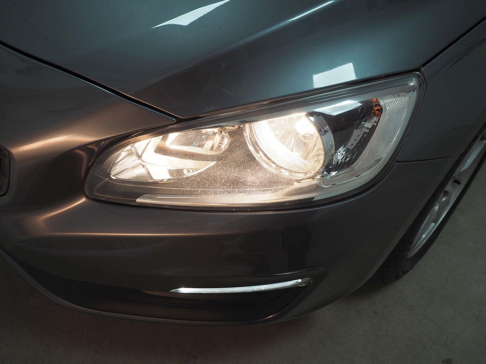 VOLVO S60 2.0 D2 KINETIC 9 