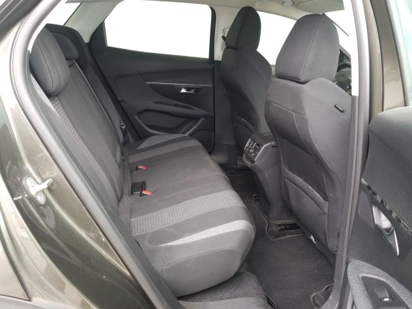 PEUGEOT 3008 ACTIVE 1.5 HDI 130 CV AT8 E6DT 8 