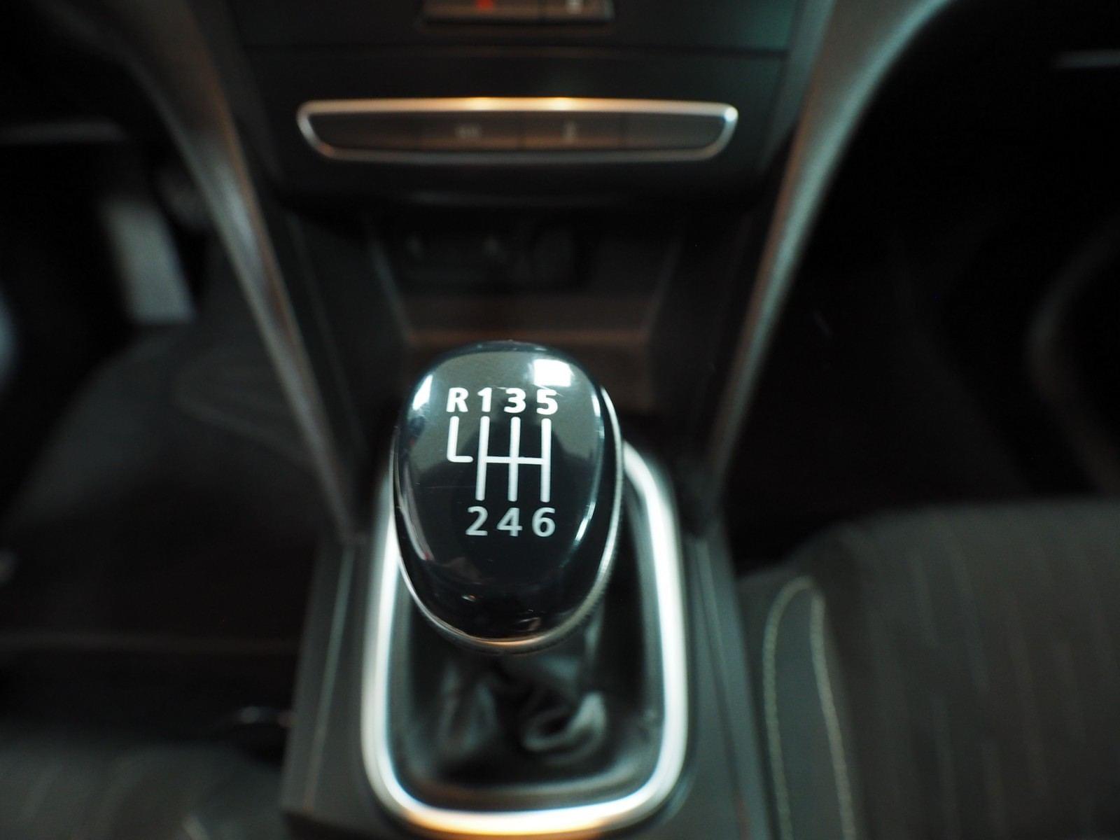 RENAULT MéGANE LIMITED ENERGY TCE 74KW (100CV) 26 