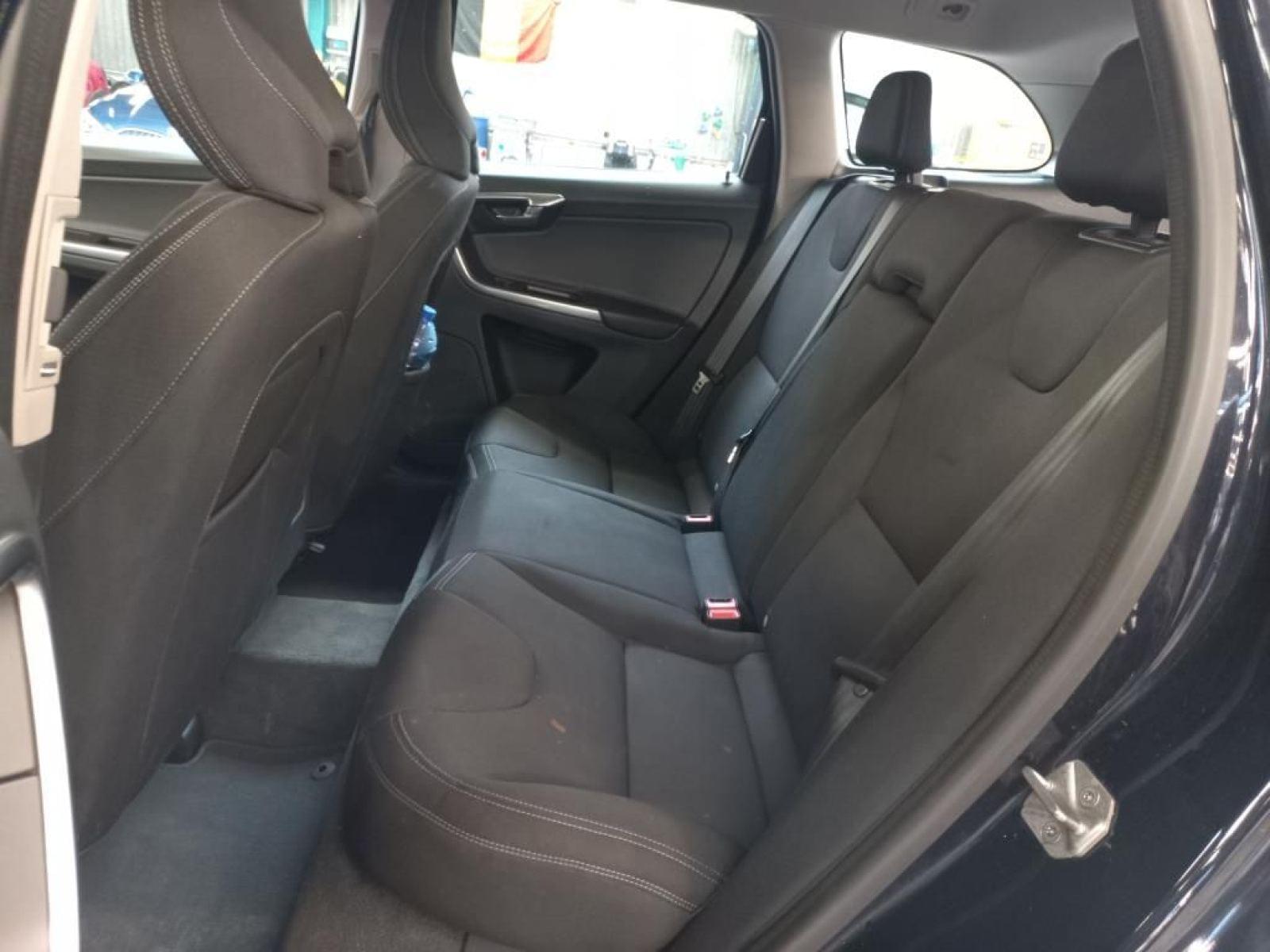 VOLVO XC60 2.0 D3 KINETIC GEARTRONIC AUT 4 