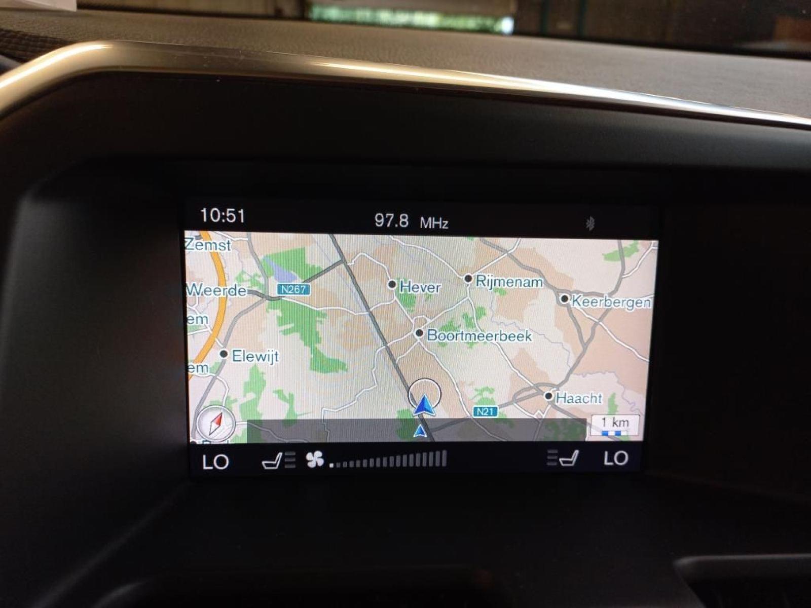 VOLVO XC60 2.0 D3 KINETIC GEARTRONIC AUT 9 