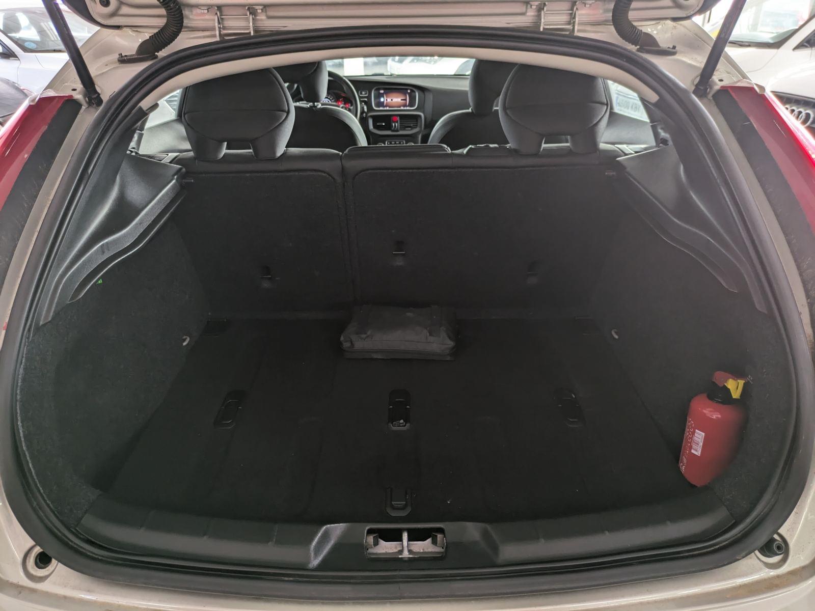 VOLVO V40 CROSS COUNTRY V40 CROSS COUNTRY 2.0 D2 PLUS 9 