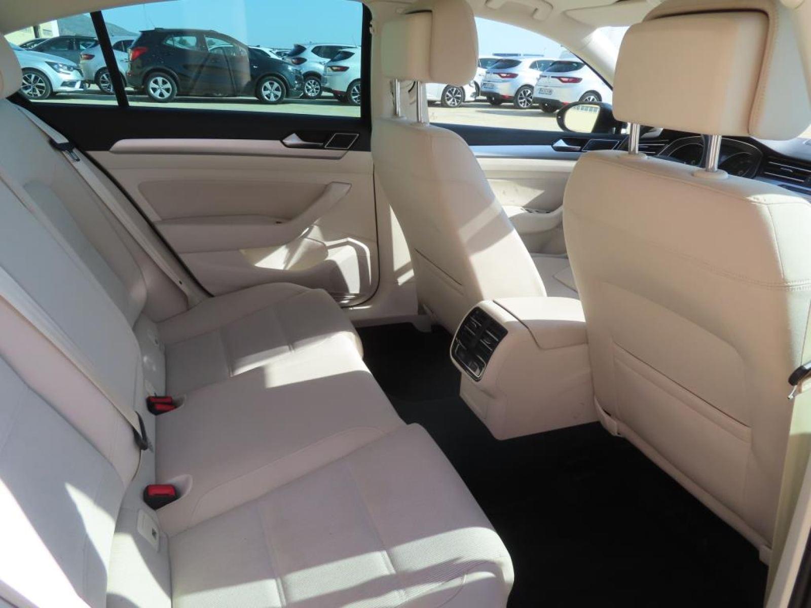 VOLKSWAGEN PASSAT 2.0 TDI ADVANCE EXCLUSIVE 150CV BERLINA 4 