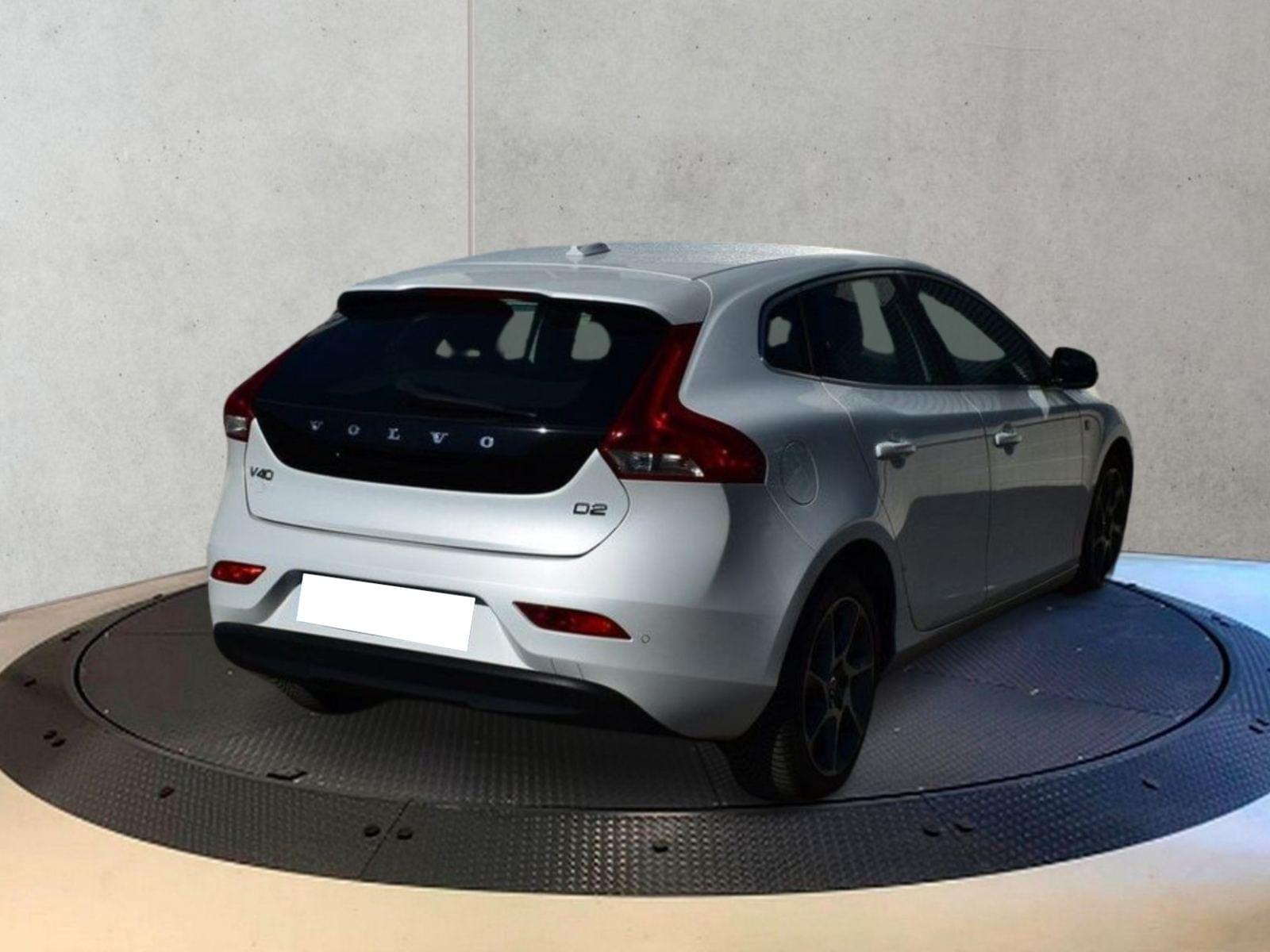 VOLVO V40 1.6 D2 OCEAN RACE 2 
