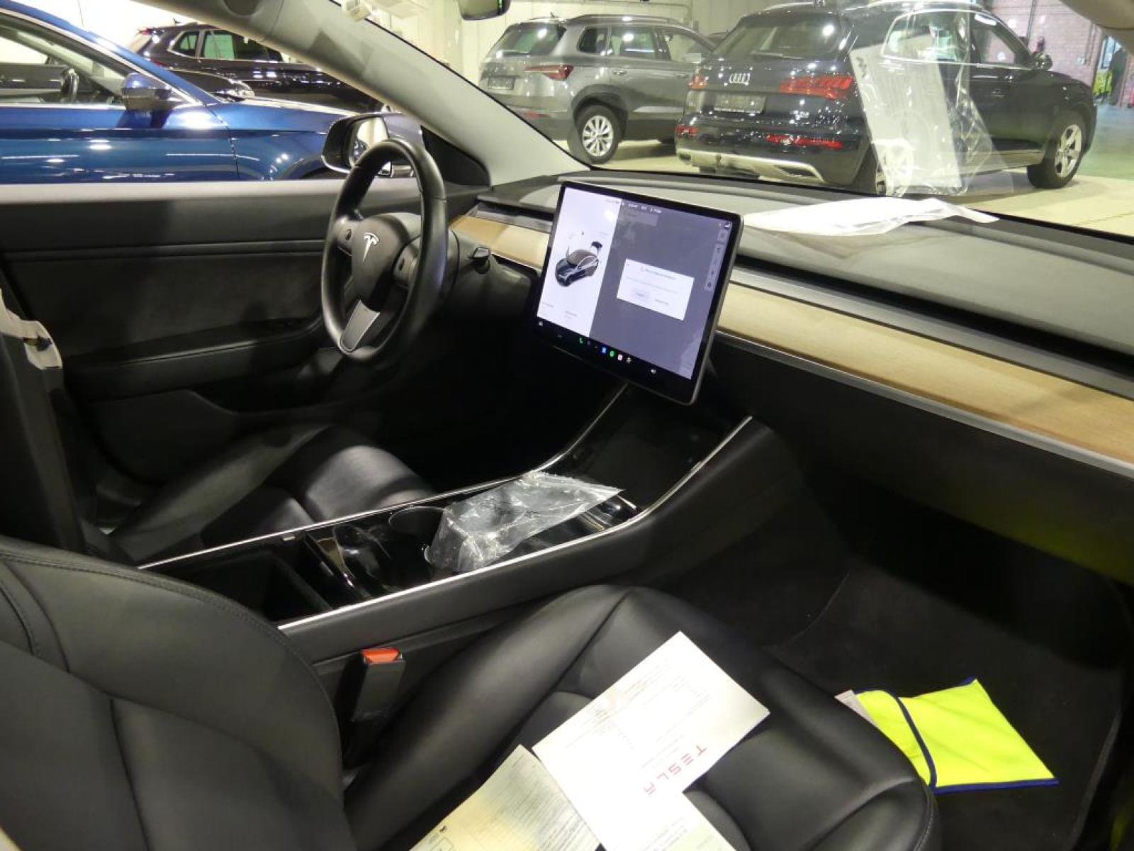 TESLA MODEL 3 75 KWH LONG-RANGE DUAL MOTOR 4WD 2 
