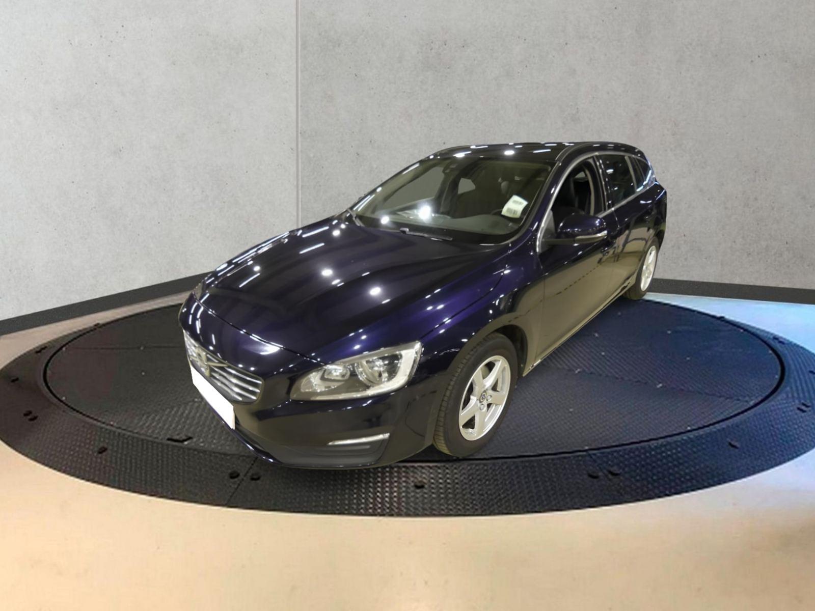 VOLVO V60 2.0 D3 ECO MOMENTUM 1 