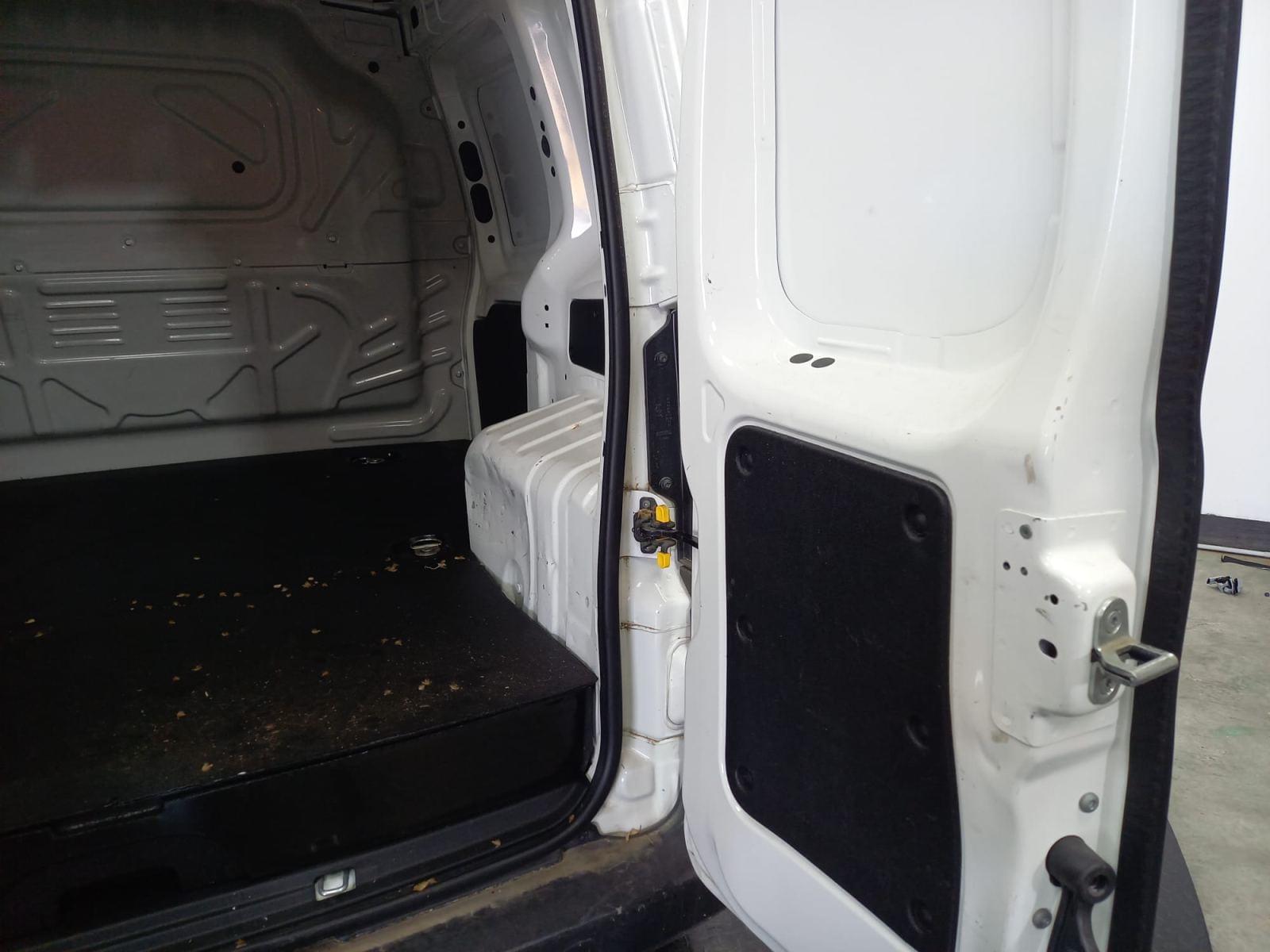 FIAT FIORINO CARGO BASE 1.4 NATURAL POWER 57KW 15 