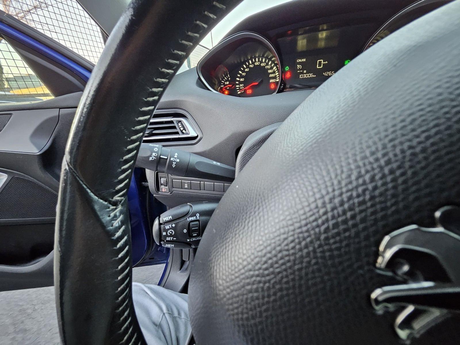 PEUGEOT 308 SW ACTIVE 1.6 BLUE HDi 88 KW (120CV) 13 
