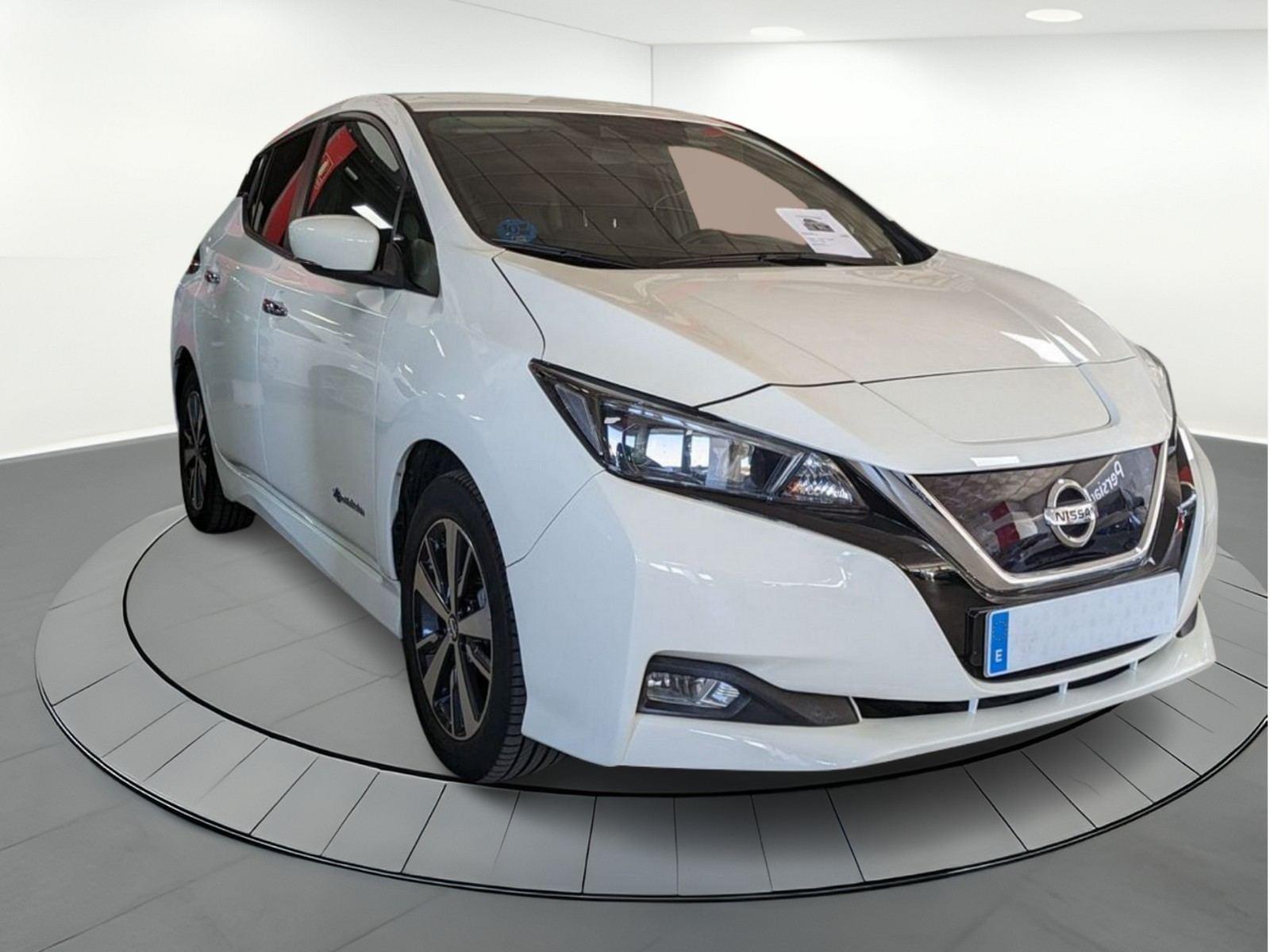 NISSAN LEAF 40 KWH ACENTA ACCESS 3 