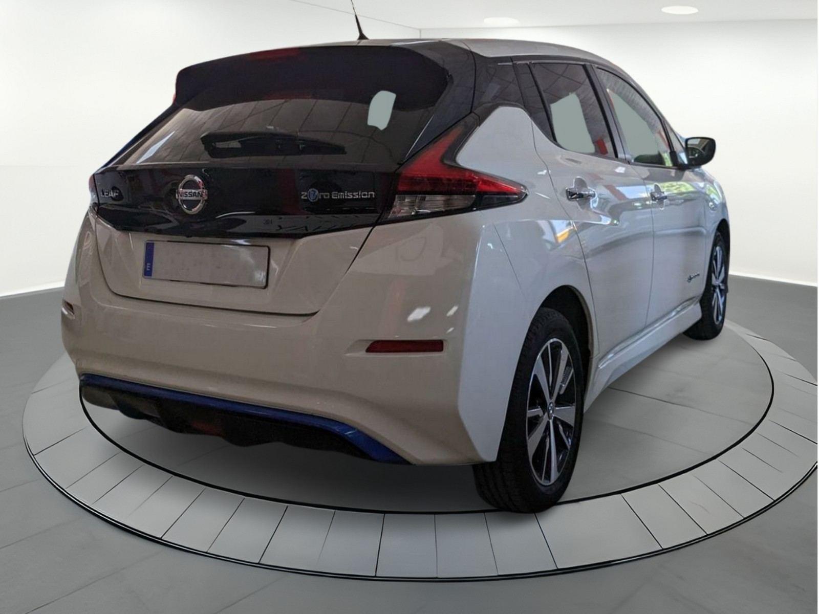 NISSAN LEAF 40 KWH ACENTA ACCESS 6 