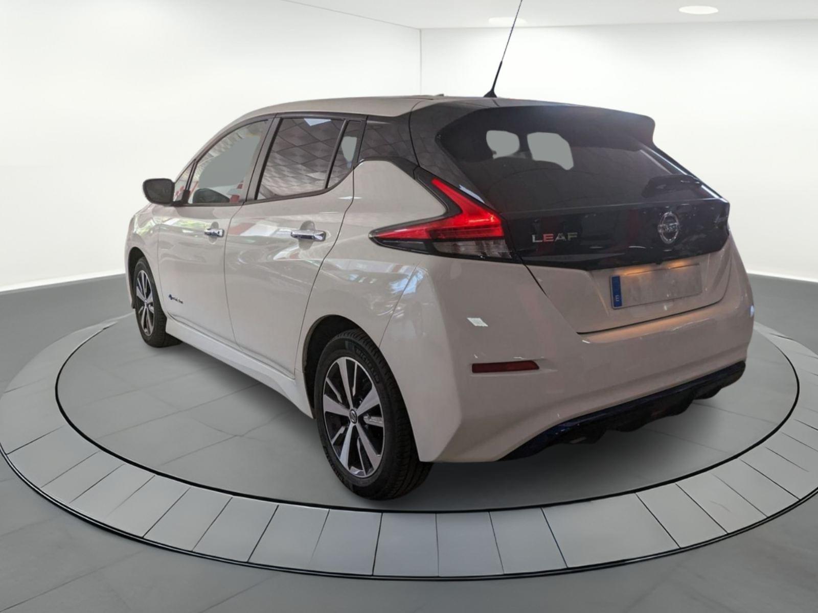 NISSAN LEAF 40 KWH ACENTA ACCESS 3 