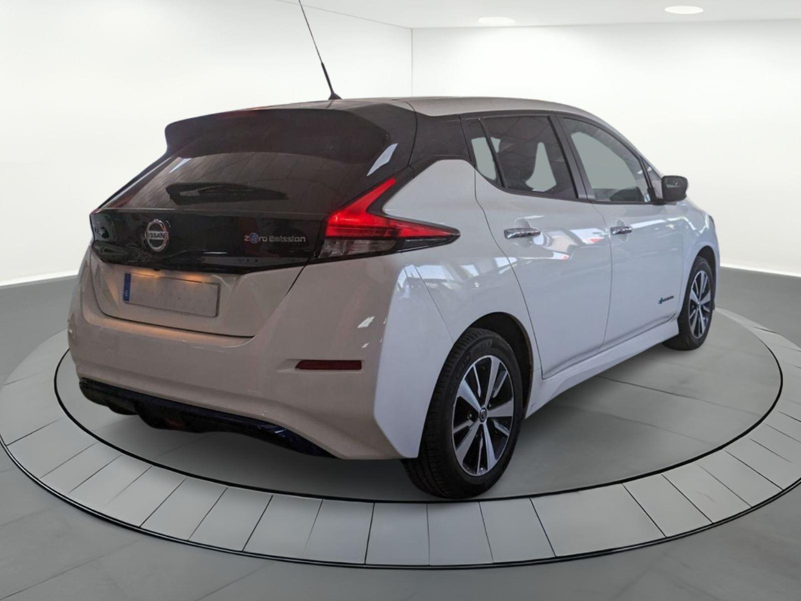 NISSAN LEAF 40 KWH ACENTA ACCESS 4 